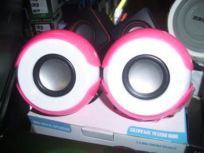 【批發(fā)音箱 持續(xù)火爆!樂飛兒系列 筆記本音箱 地攤熱銷 小額批發(fā)】價格,廠家,圖片,其他影音電器,廣州眾千電子產(chǎn)品-